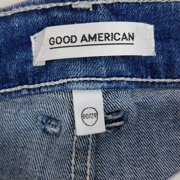 Good American High Rise Bermuda Denim Shorts in Medium Wash Size 00/24 - Picture 9 of 10